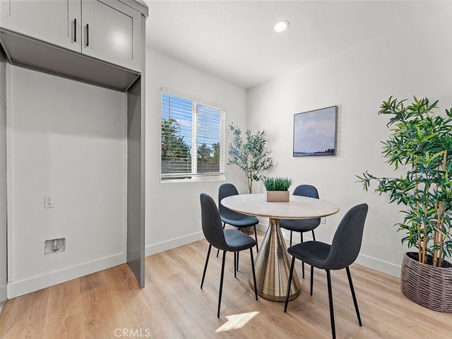 1056 Walter Avenue, Tustin, CA 92780