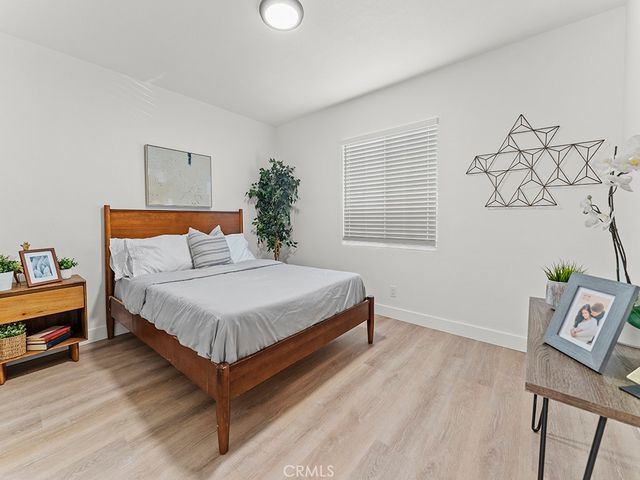 1056 Walter Avenue, Tustin, CA 92780