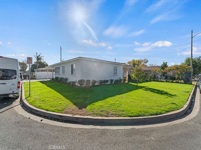 1056 Walter Avenue, Tustin, CA 92780