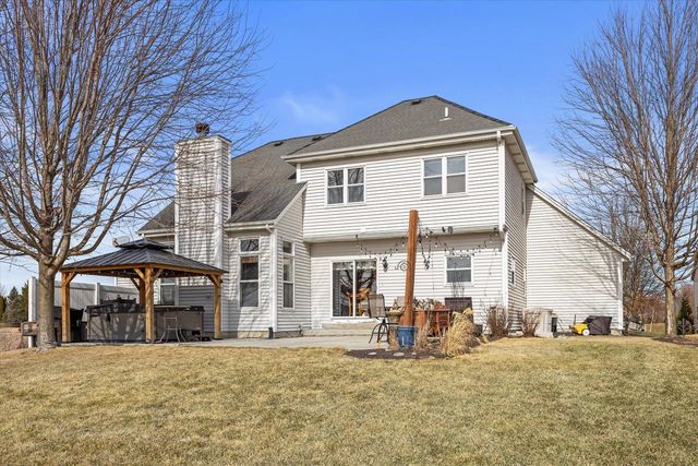S98W13525 Stonebridge WAY, Muskego, WI 53150
