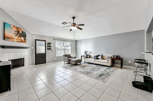 5114 Spring Oak Drive, Pasadena, TX 77505