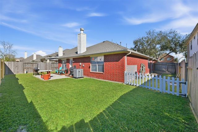 5114 Spring Oak Drive, Pasadena, TX 77505