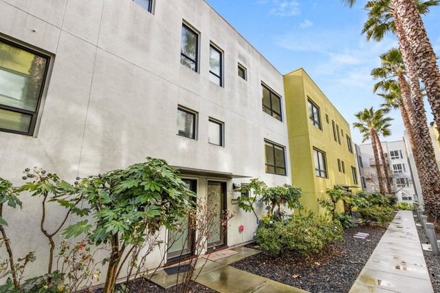 803 Zephyr Dr, Oakland, CA 94607