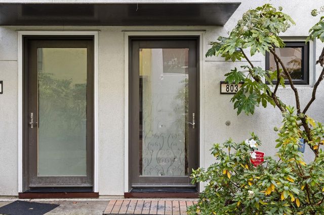 803 Zephyr Dr, Oakland, CA 94607