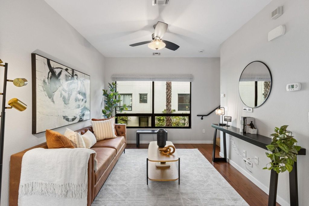 803 Zephyr Dr, Oakland, CA 94607