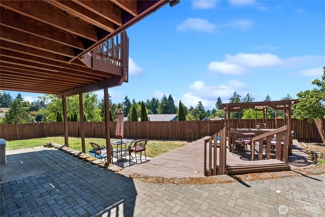 2610 NE 5th Court, Renton, WA 98056