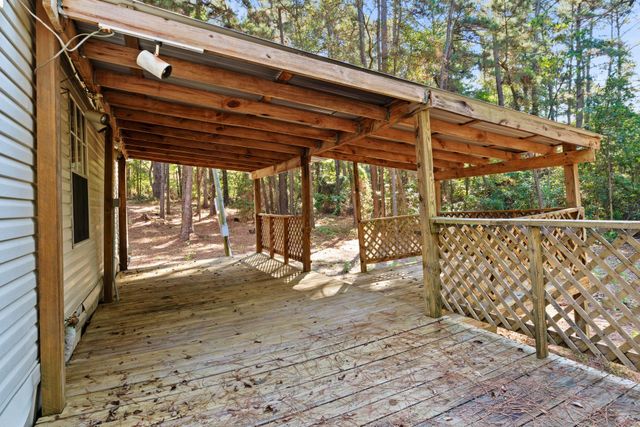 9810 N FM 161, Naples, TX 75568