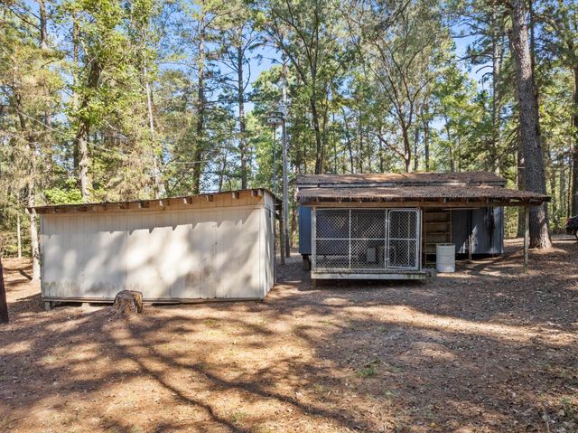 9810 N FM 161, Naples, TX 75568