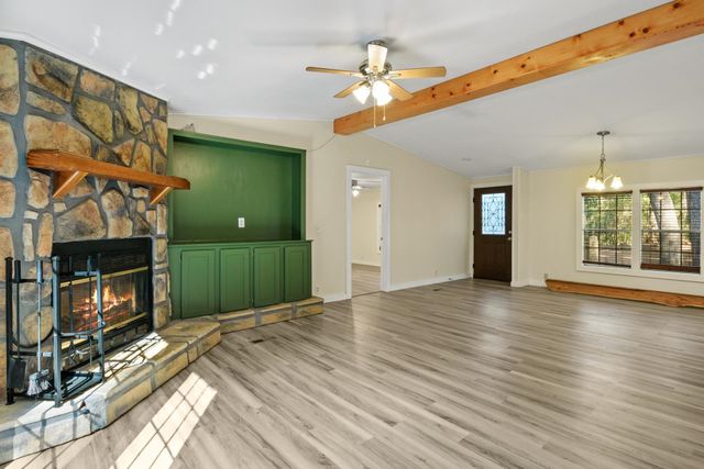 9810 N FM 161, Naples, TX 75568