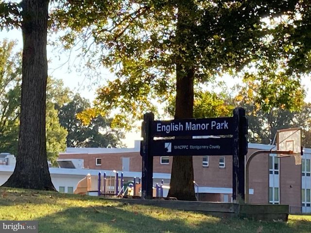 4516 BESTOR DR, Rockville, MD 20853