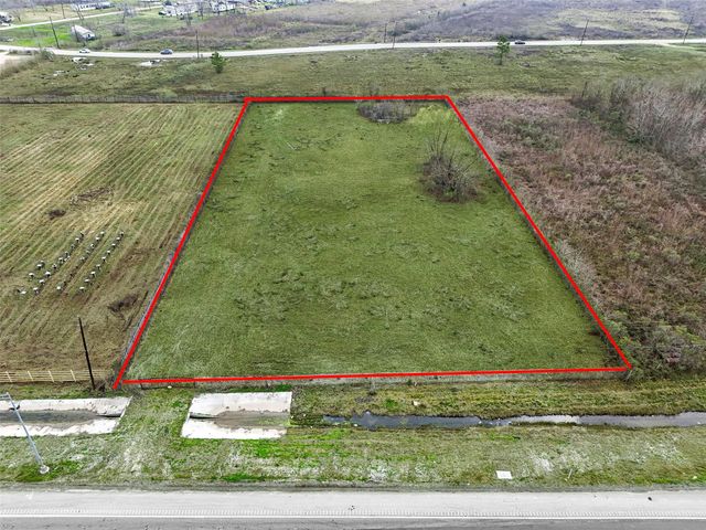 5885 Highway 90, Dayton, TX 77535