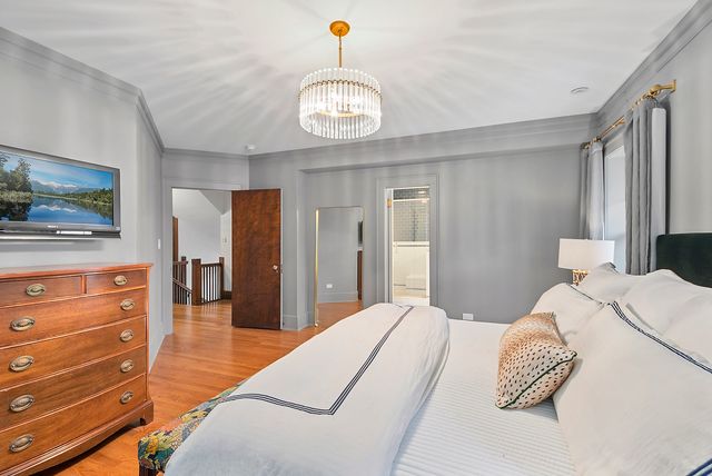 2138 W 109th Street, Chicago, IL 60643