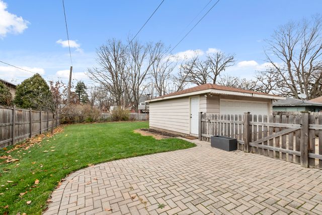 2138 W 109th Street, Chicago, IL 60643