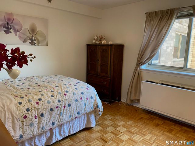 143 Hoyt Street APT 4K, Stamford, CT 06905