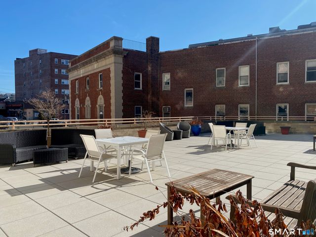 143 Hoyt Street APT 4K, Stamford, CT 06905