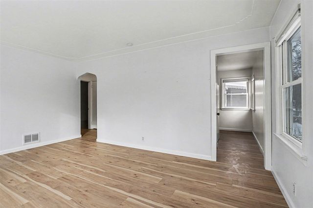 141 Wiltshire Avenue, Battle Creek, MI 49015