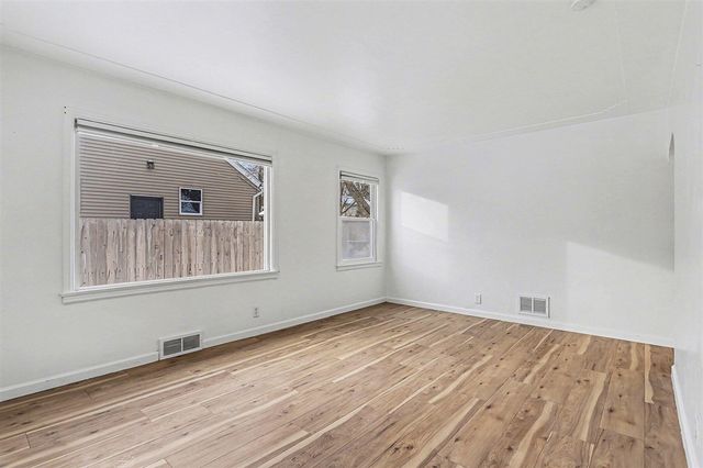 141 Wiltshire Avenue, Battle Creek, MI 49015