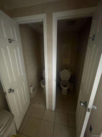 33-70 Prince Street 808, Flushing, NY 11354