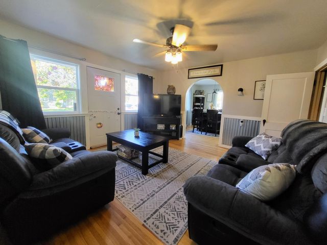 509 Magnolia Street, North Judson, IN 46366