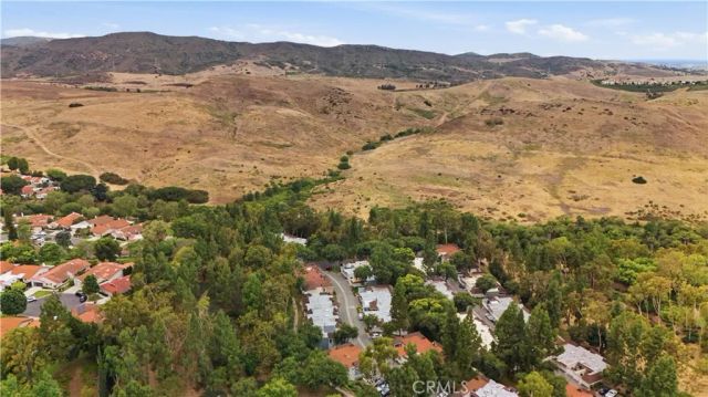22122 Caminito Vino, Laguna Hills, CA 92653
