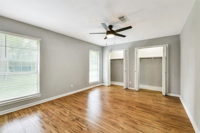 150 Spring Pines Drive, Spring, TX 77386