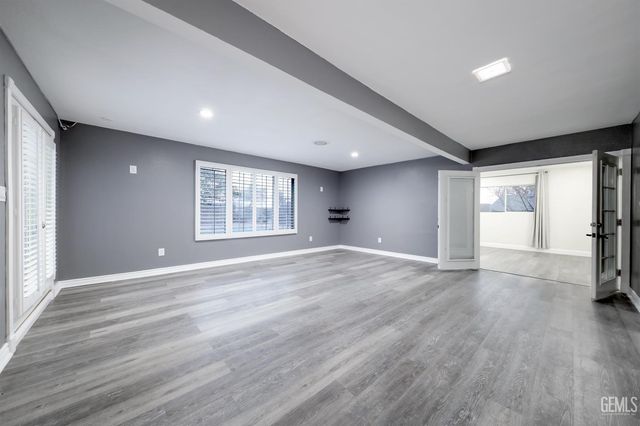 3531 Country Club Drive, Bakersfield, CA 93306