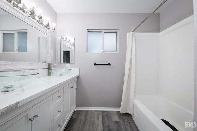 3531 Country Club Drive, Bakersfield, CA 93306