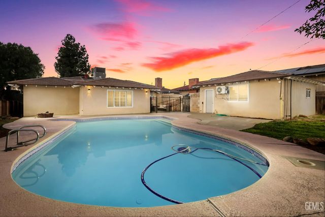 3531 Country Club Drive, Bakersfield, CA 93306