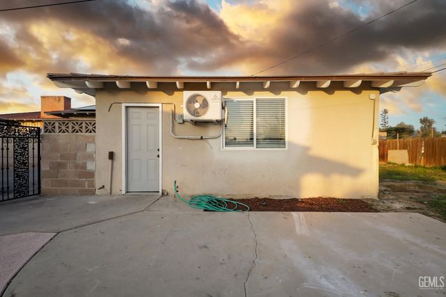 3531 Country Club Drive, Bakersfield, CA 93306