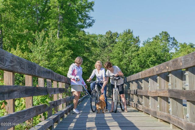 2572 E Timber Crest Drive NE, Leland, NC 28451