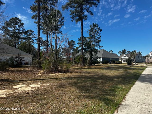 2572 E Timber Crest Drive NE, Leland, NC 28451