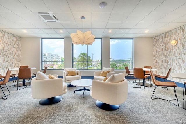 62 Foundry St 412, Wakefield, MA 01880