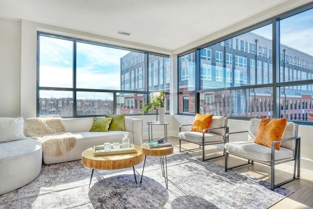 62 Foundry St 412, Wakefield, MA 01880