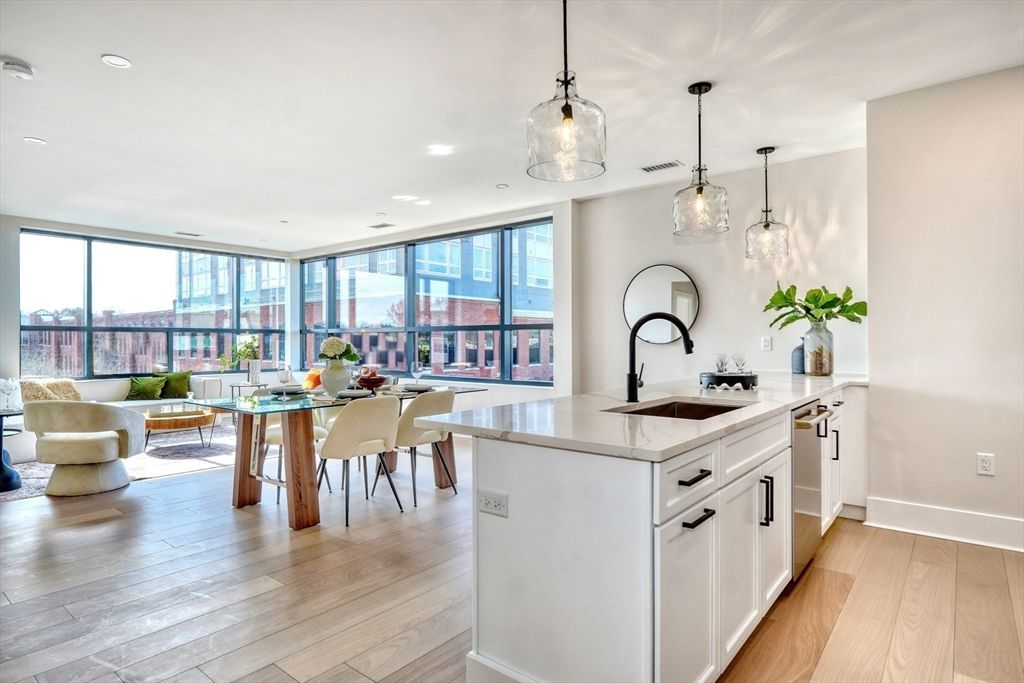 62 Foundry St 412, Wakefield, MA 01880