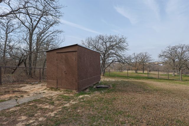 155 Private Road 4391, Decatur, TX 76234