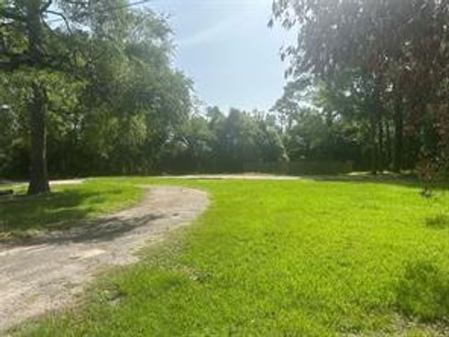 314 Forest Cove Drive, Houston, TX 77339