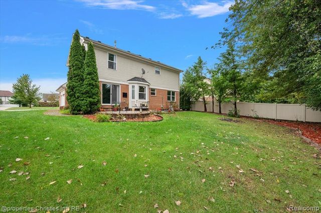 32916 Kelly Boulevard, Brownstown, MI 48173