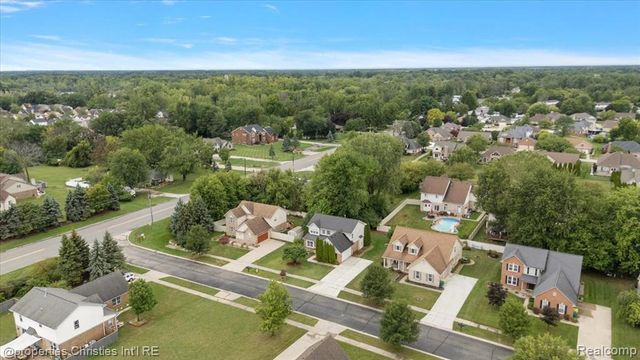 32916 Kelly Boulevard, Brownstown, MI 48173