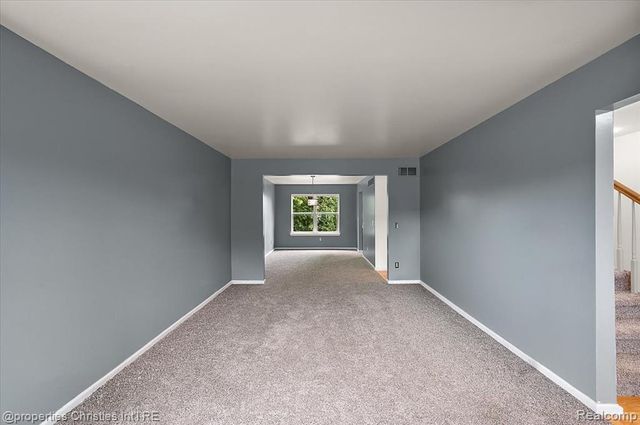 32916 Kelly Boulevard, Brownstown, MI 48173