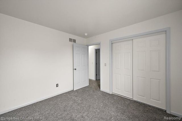 32916 Kelly Boulevard, Brownstown, MI 48173