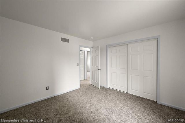 32916 Kelly Boulevard, Brownstown, MI 48173