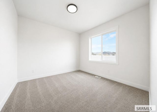 314 Poppy St, Sugar City, ID 83448