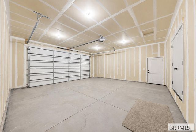 314 Poppy St, Sugar City, ID 83448