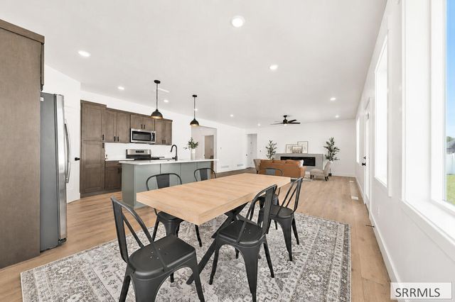 314 Poppy St, Sugar City, ID 83448