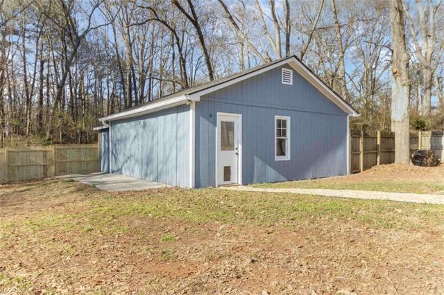536 Phillips Drive, Monroe, GA 30656
