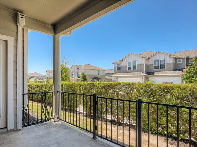 1802 Roseburg DR, Austin, TX 78754
