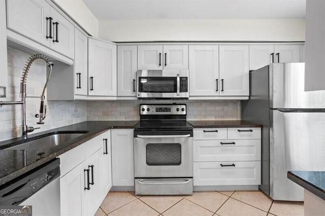 1021 Riverbend Club Drive SE, Atlanta, GA 30339