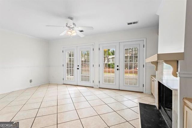 1021 Riverbend Club Drive SE, Atlanta, GA 30339