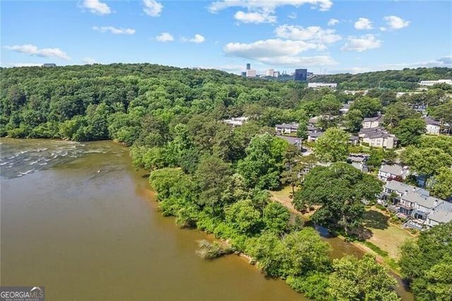 1021 Riverbend Club Drive SE, Atlanta, GA 30339