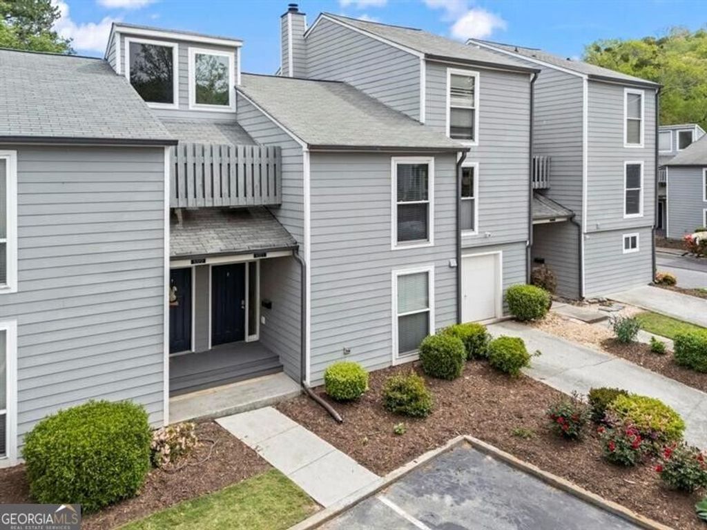 1021 Riverbend Club Drive SE, Atlanta, GA 30339